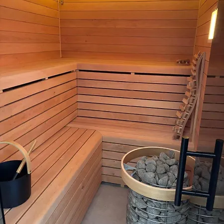 Equestre - Domaine Aux Charmes D'ethan アパート *