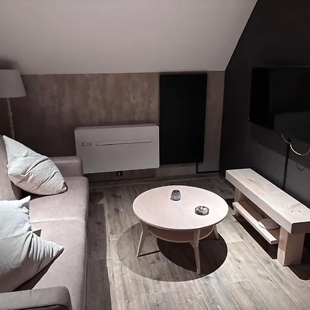 Equestre - Domaine Aux Charmes D'ethan * Hannut